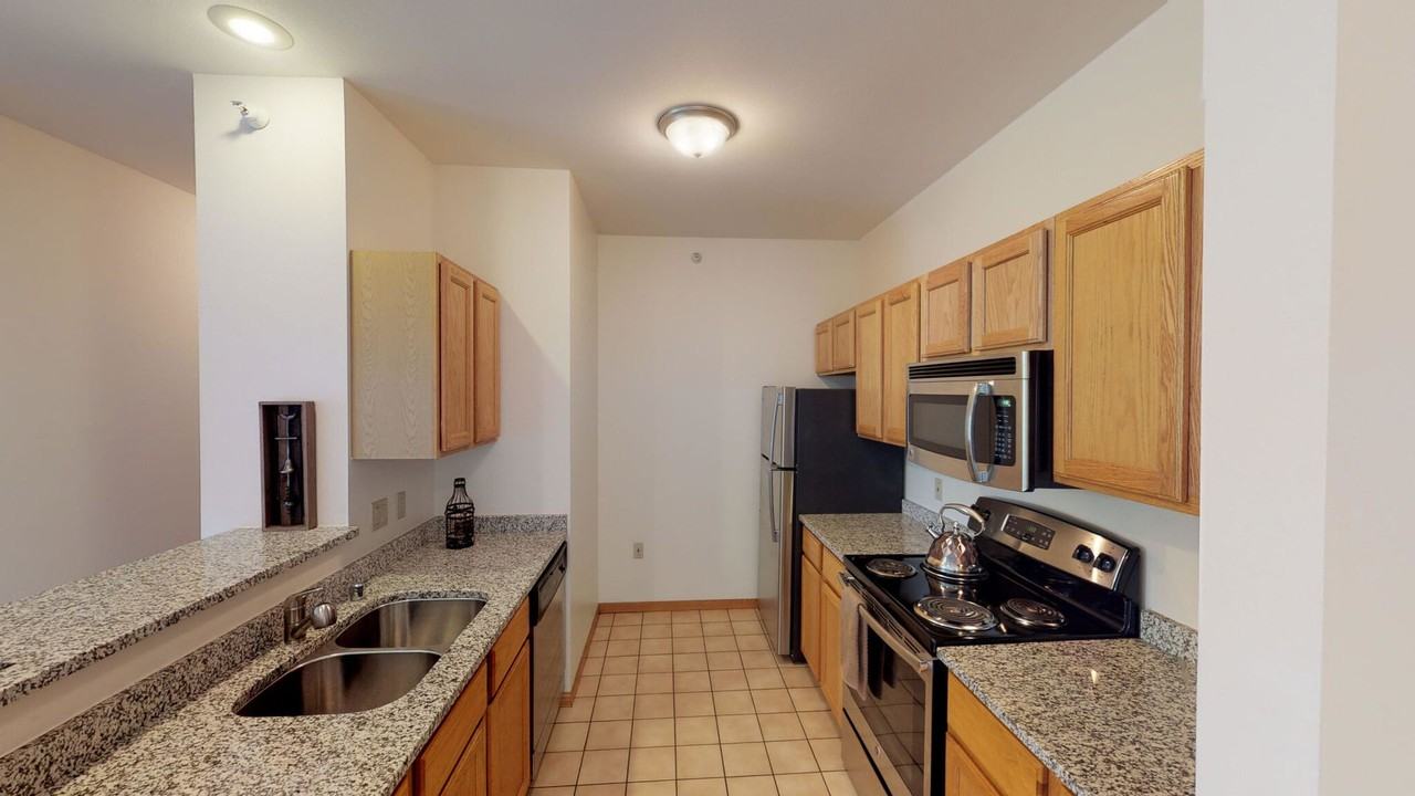 Seminole Woods Apartments - Photo 2 of 50