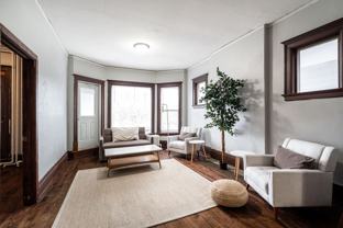 2943 N Maryland Ave - Photo 1 of 1