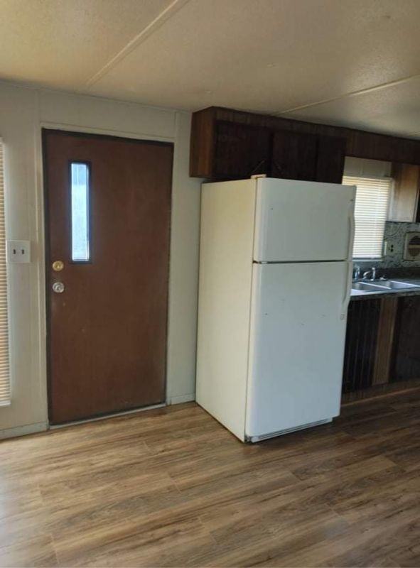 815 Tomah Ave - Photo 4 of 8