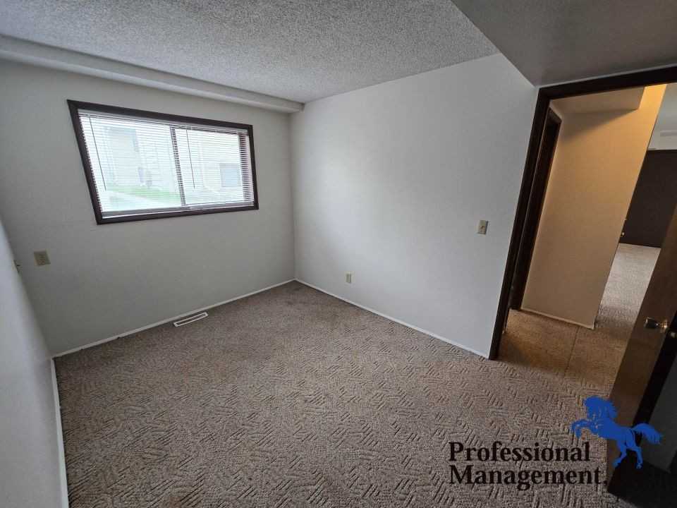 1510 Yellowstone Ave #1 - Photo 4 of 6