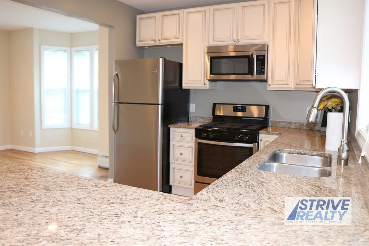 2 Eva St - Photo 2 of 12