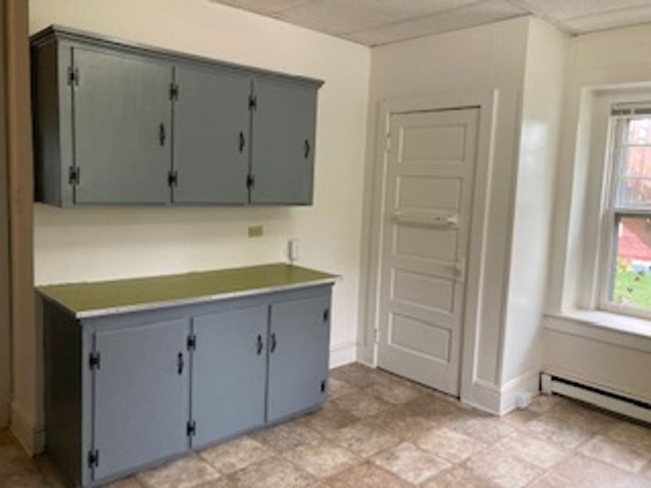 13622 Summit Ave - Photo 3 of 18