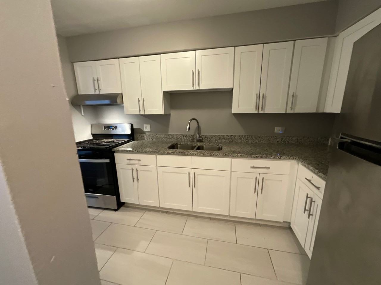7733 S South Shore Dr. - Photo 2 of 12