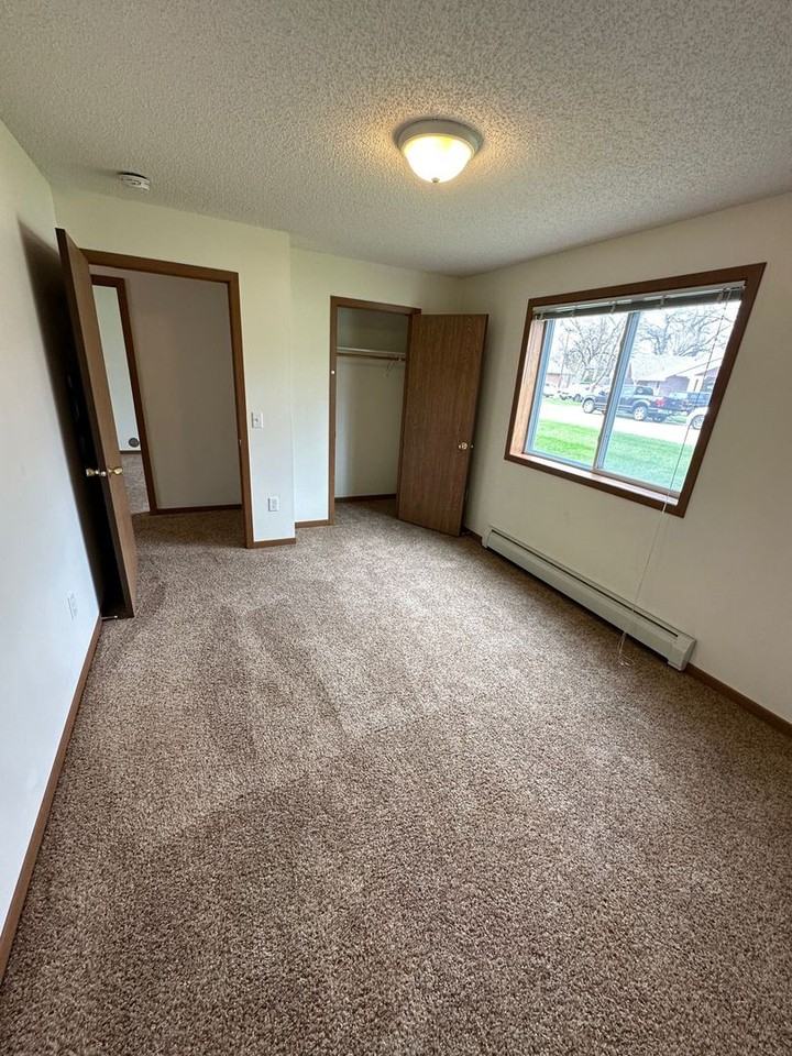 2610 Cardinal Ave #104 - Photo 4 of 8