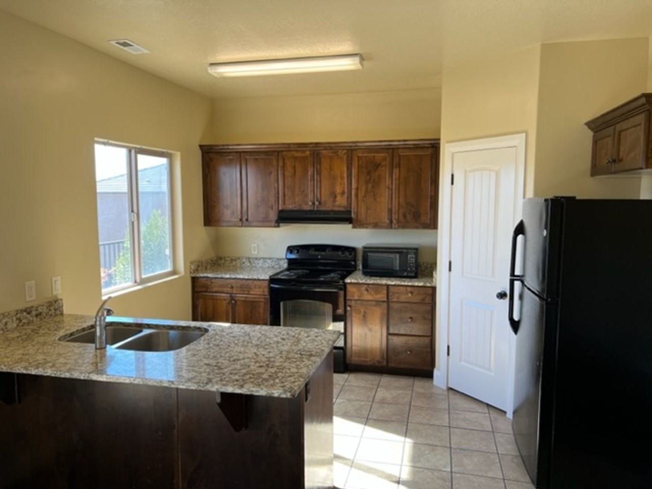 370 Buena Vista Blvd #144 - Photo 3 of 13