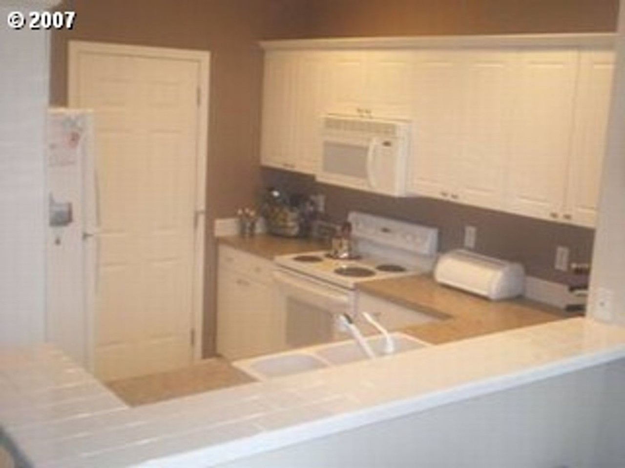 6960 Sw Stanford Ct - Photo 3 of 14