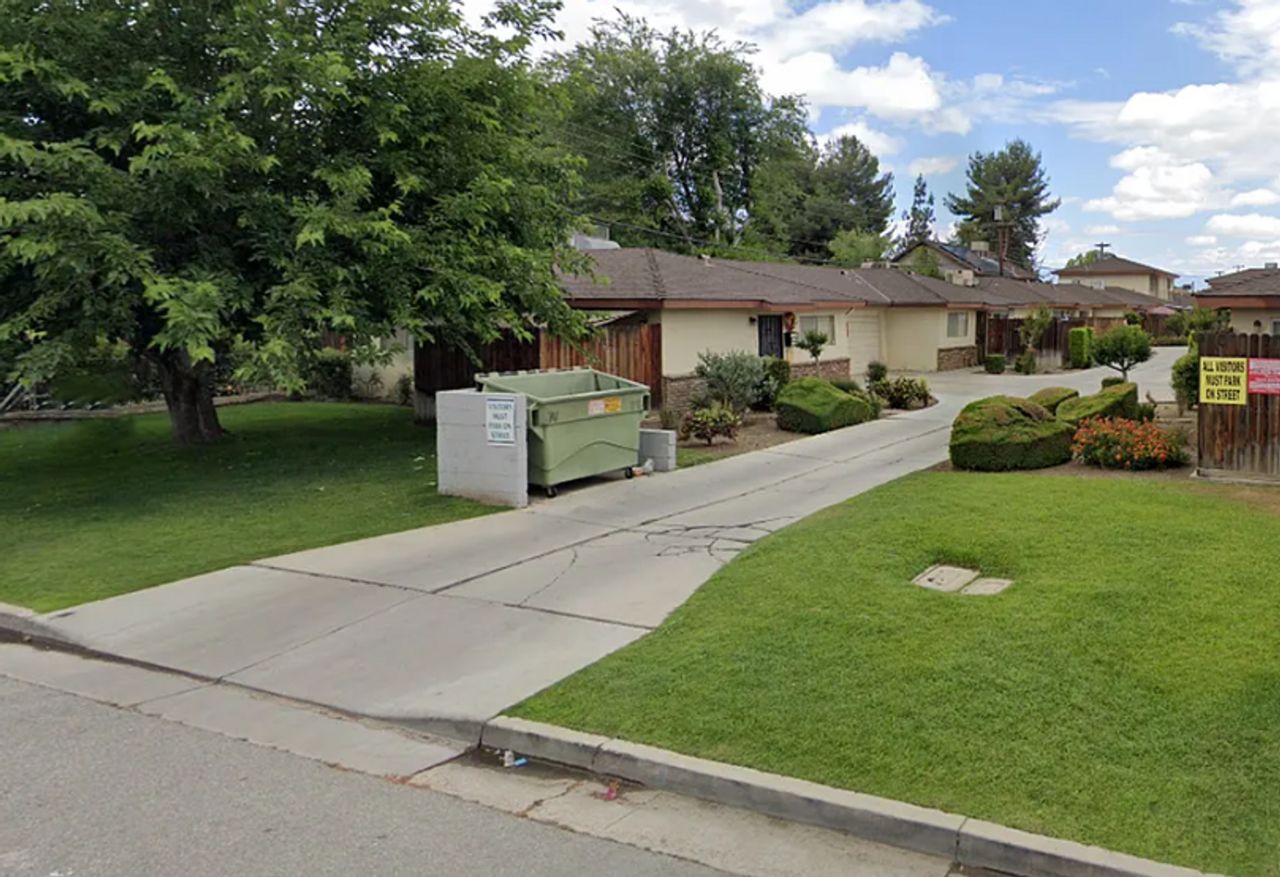 124 Garnsey Ave Apt B - Photo 2 of 13