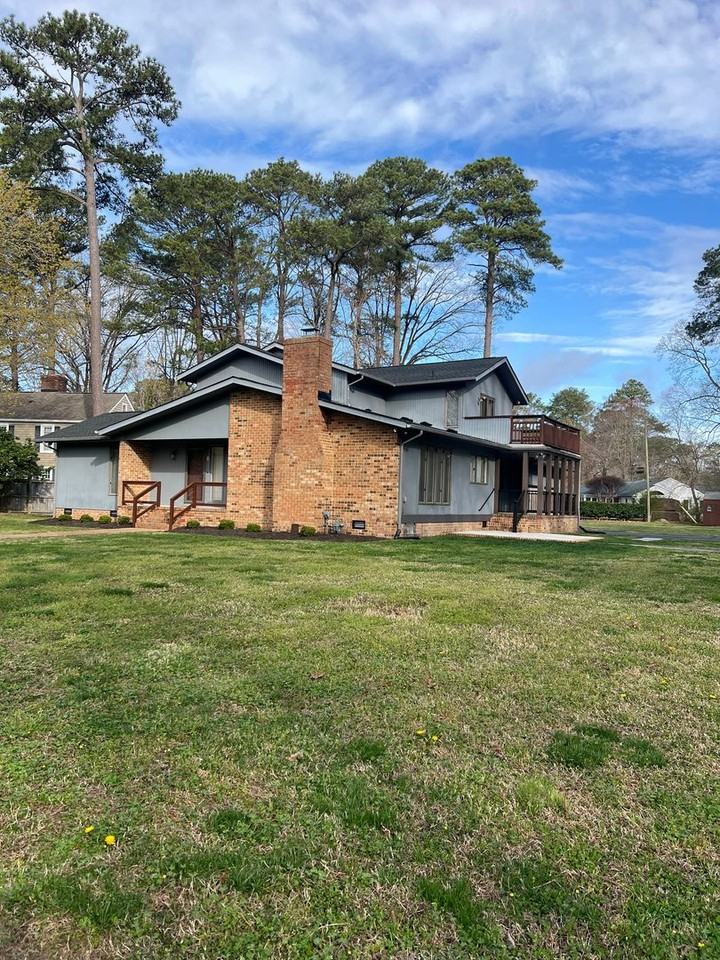 8 Butler Pl - Photo 2 of 50