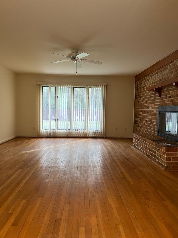 8 Butler Pl - Photo 6 of 50