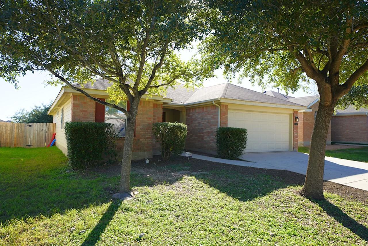 8434 Favero Cv - Photo 3 of 33