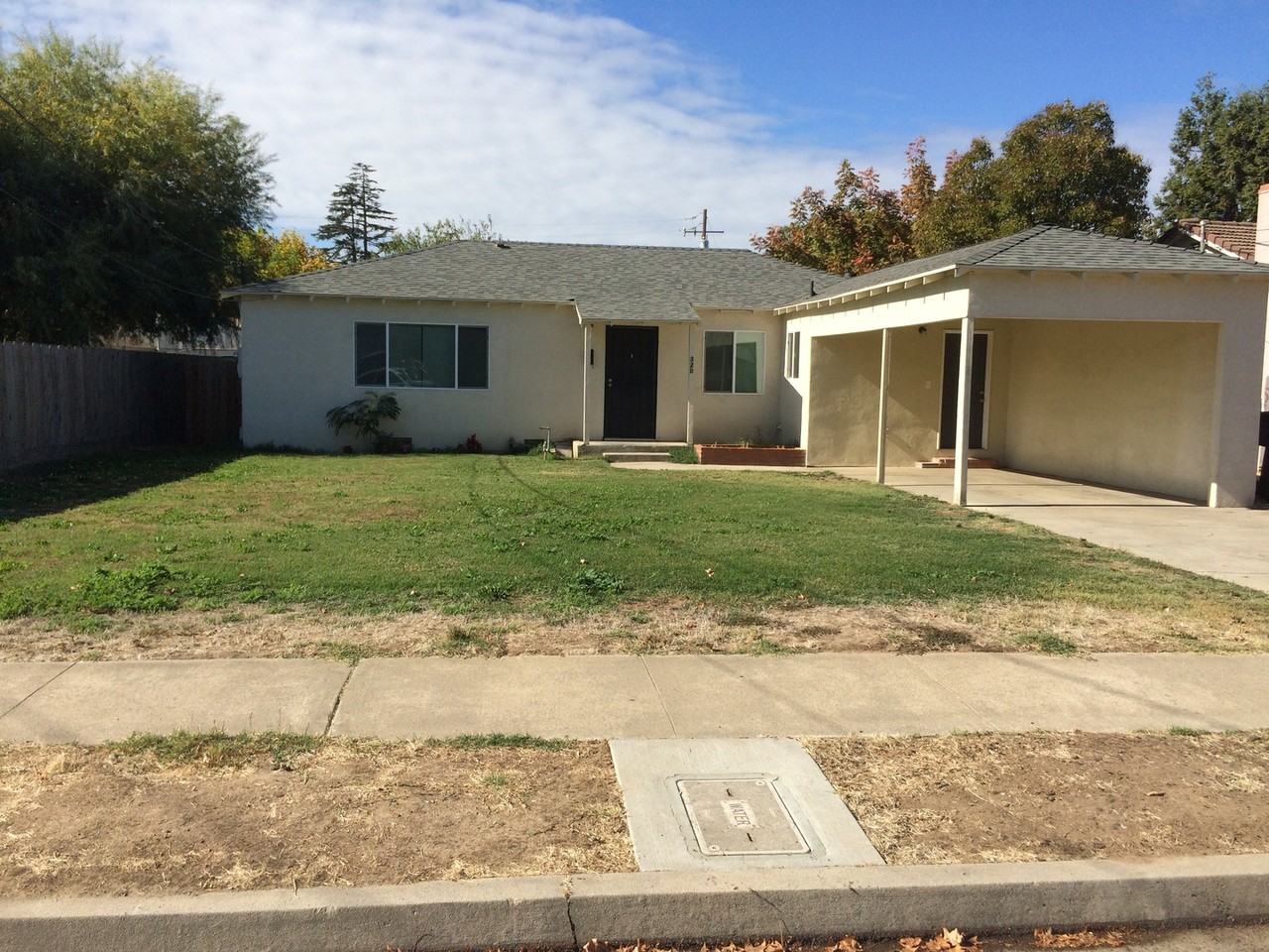 320 School Ave - Photo 2 of 33