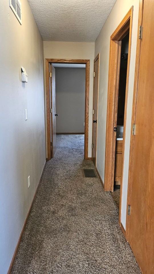 1714 11th St - Photo 5 of 20
