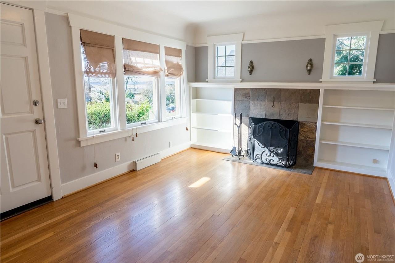 6910 37th Ave Sw - Photo 7 of 27