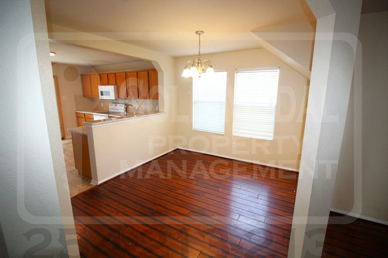 505 Perseus - Photo 4 of 34