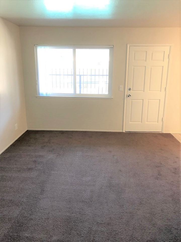 Shangri-La Apartments - Photo 3 of 19