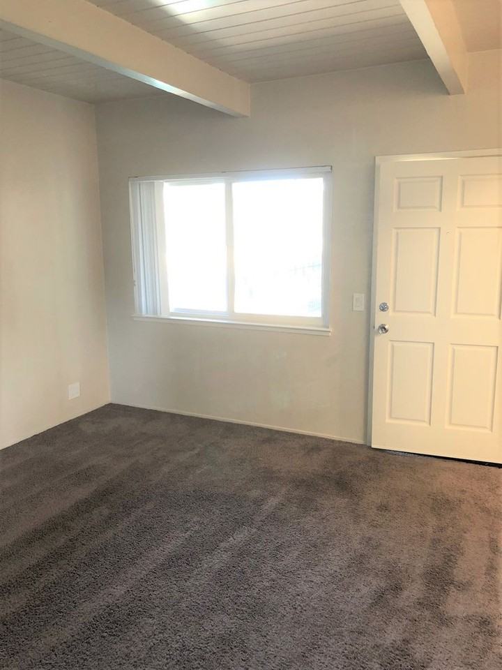 Shangri-La Apartments - Photo 5 of 19