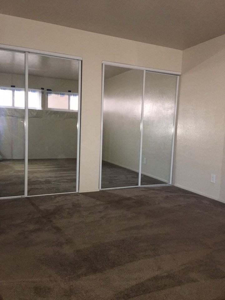 Shangri-La Apartments - Photo 2 of 11