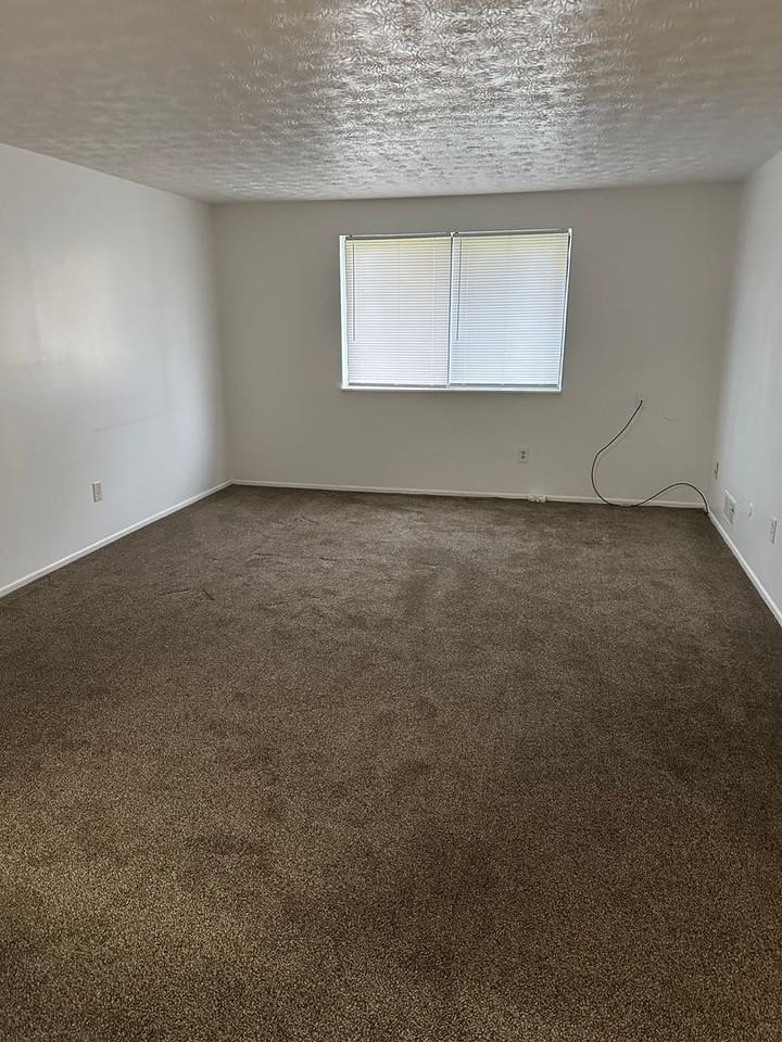 The Villages at Lemans - Photo 6 of 14