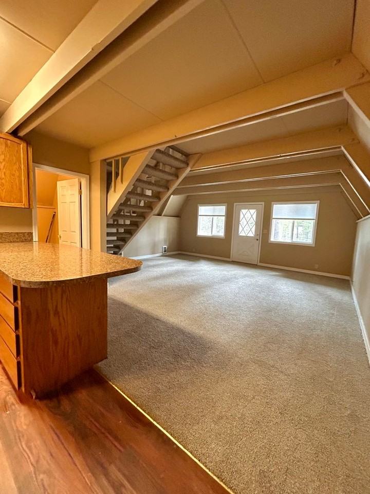16146 Hawks Lair Rd - Photo 6 of 11