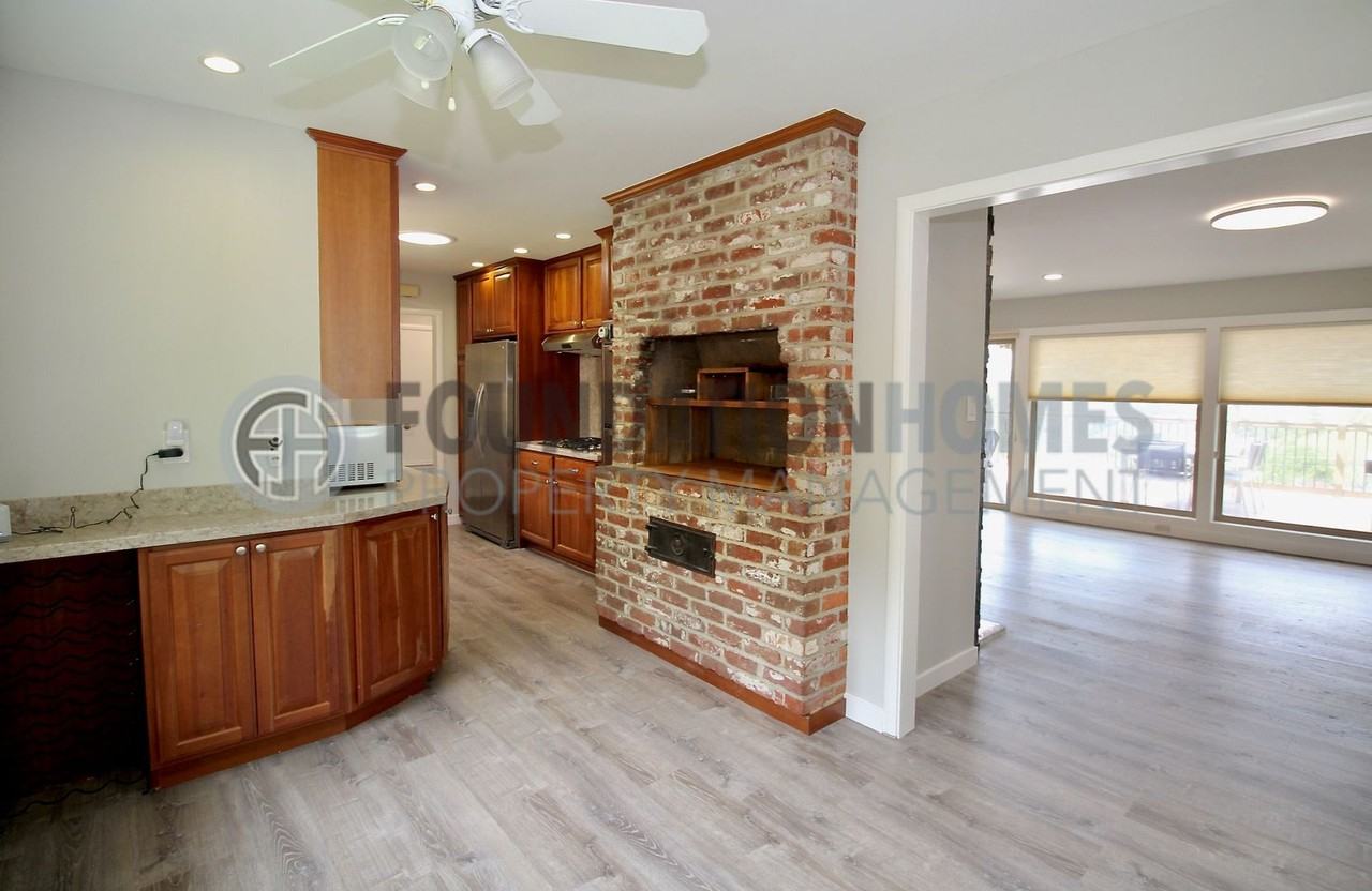 17 Portola Ave - Photo 6 of 26