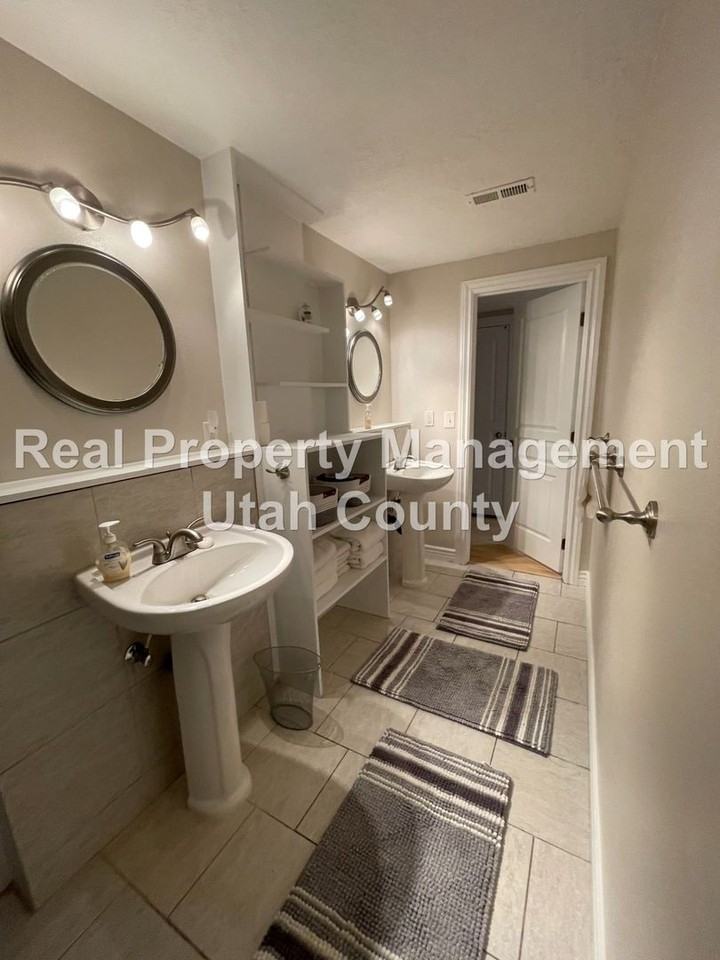3347 E Kennekuk Ln - Photo 6 of 15