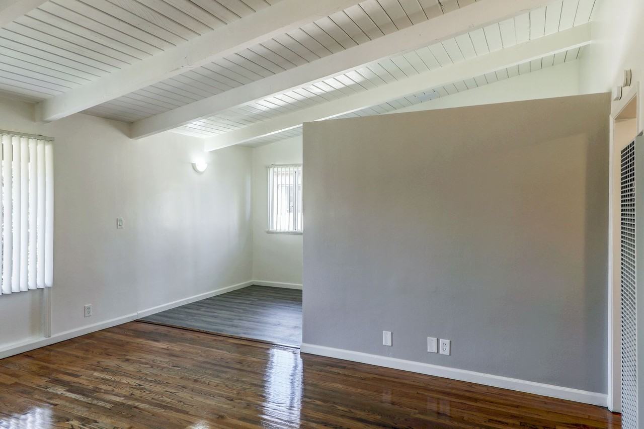 Marine Terrace - Photo 3 of 7