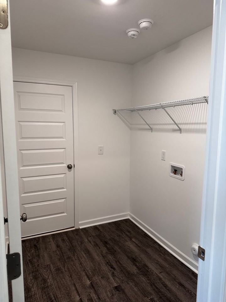 70 Cypress Ct - Photo 4 of 13