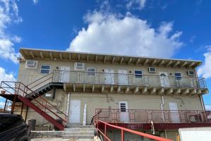 featured image of 626 Power St #7