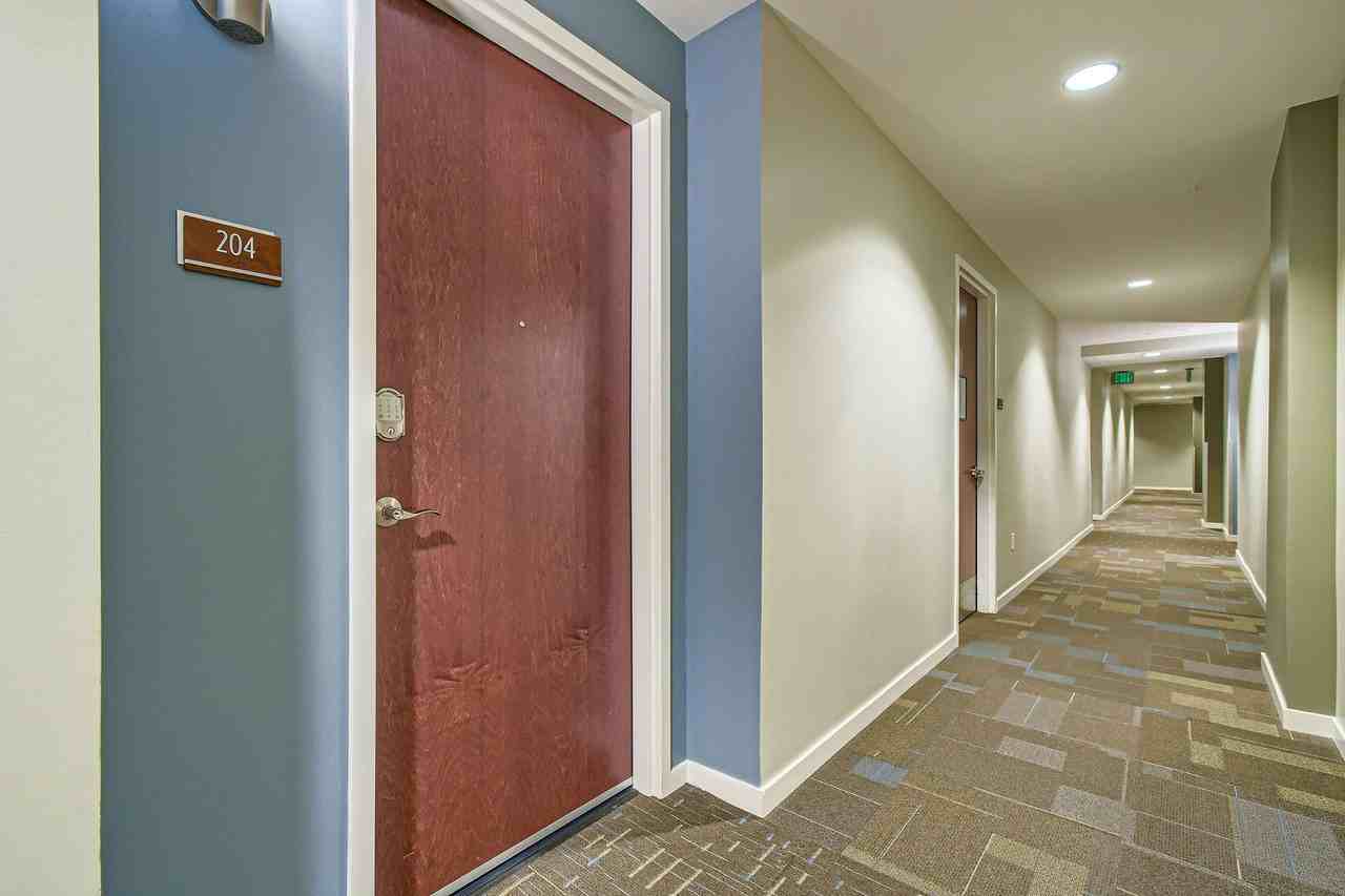 3601 Arapahoe Ave #204 - Photo 5 of 33