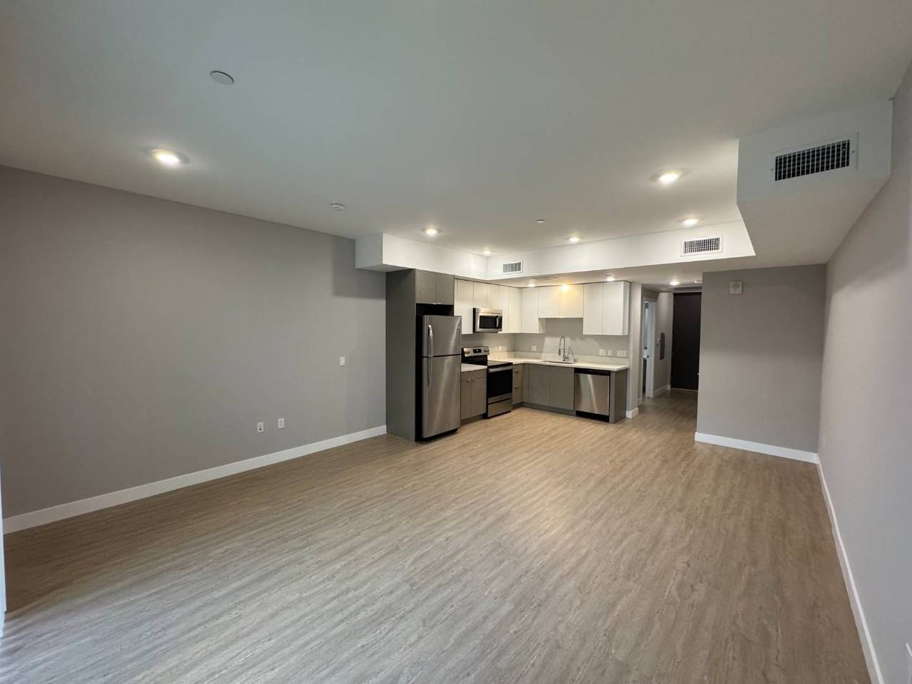 326 S Reno St #106 - Photo 3 of 12