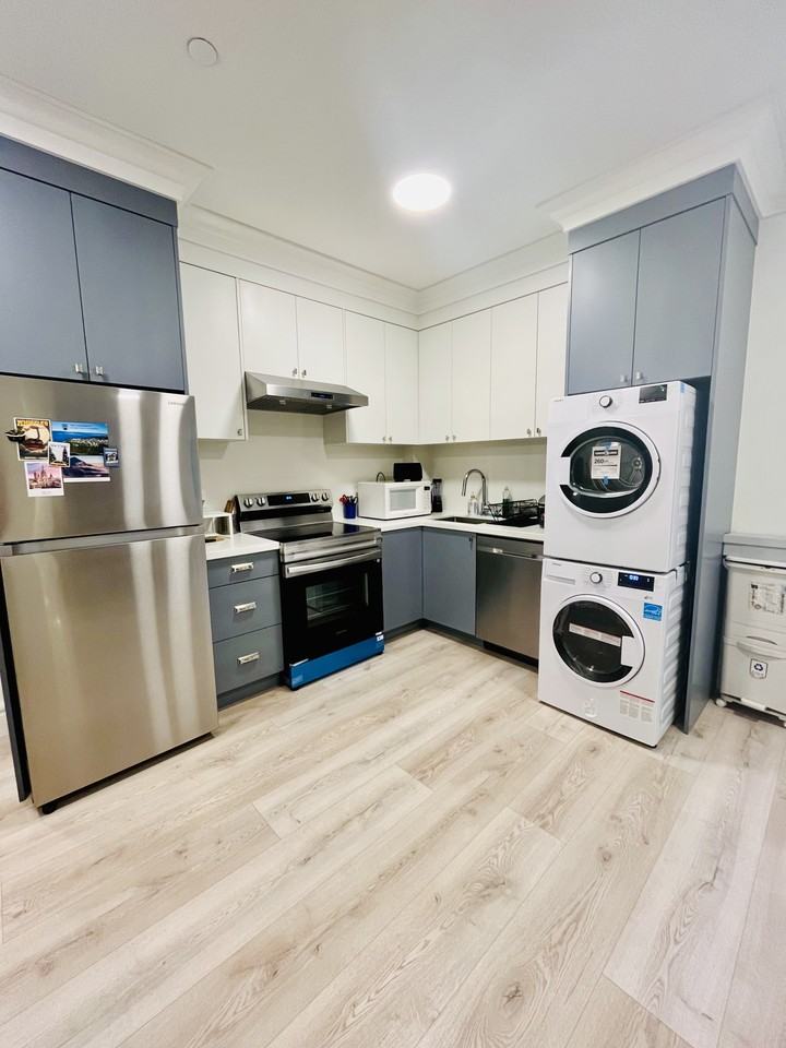 3276 West 24th Avenue - Photo 3 of 11