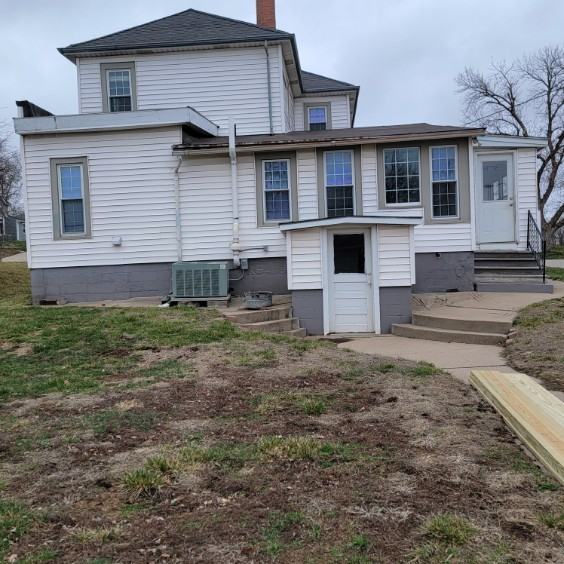 103 2nd St #NA - Photo 2 of 34