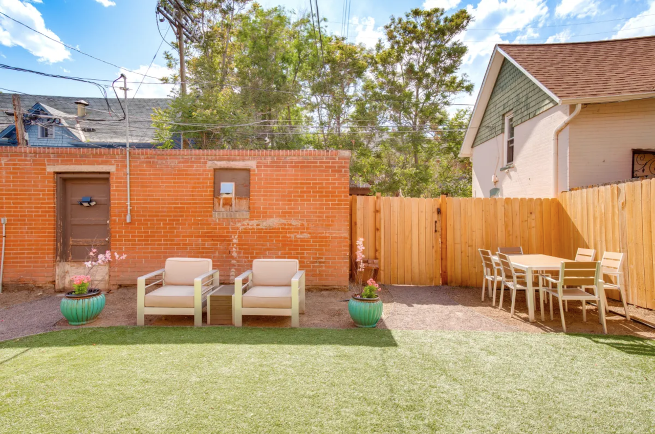 1109 N Emerson St #3 - Photo 6 of 22