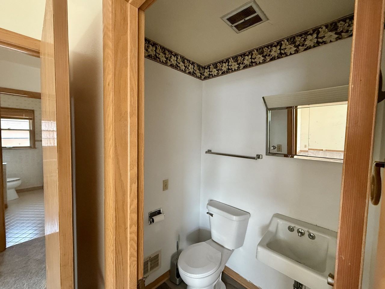 8707 W Appleton Ave #8709 - Photo 3 of 7