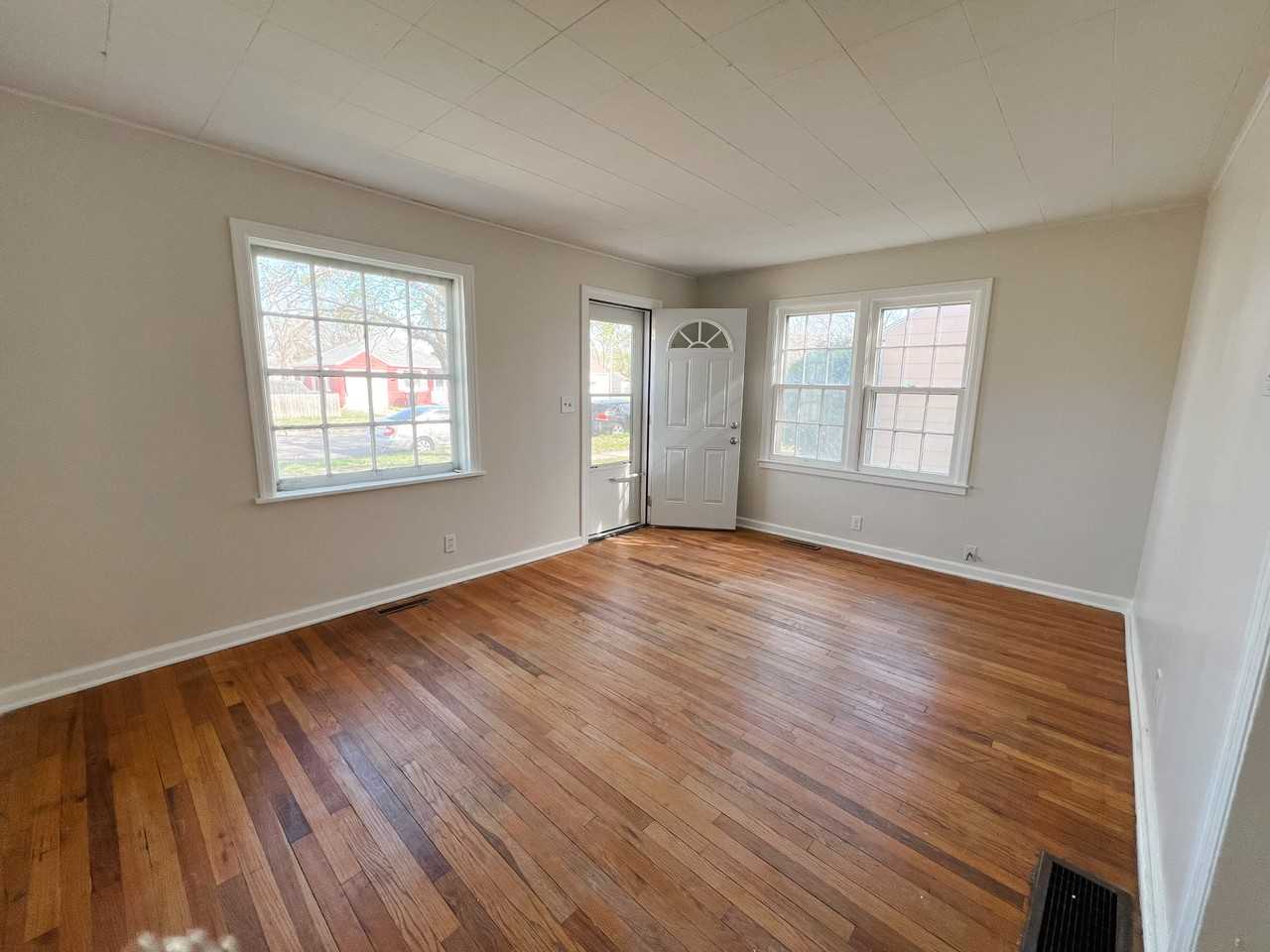 540 S College Ave #NA - Photo 2 of 7