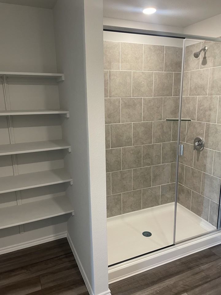 1009 Cedar Trl #NA - Photo 6 of 17