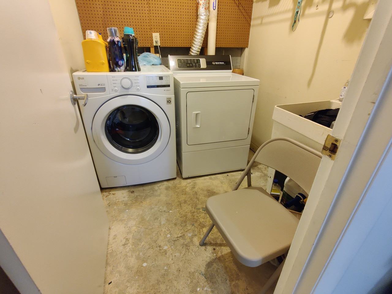 5281 Daffodil Dr - Photo 7 of 7