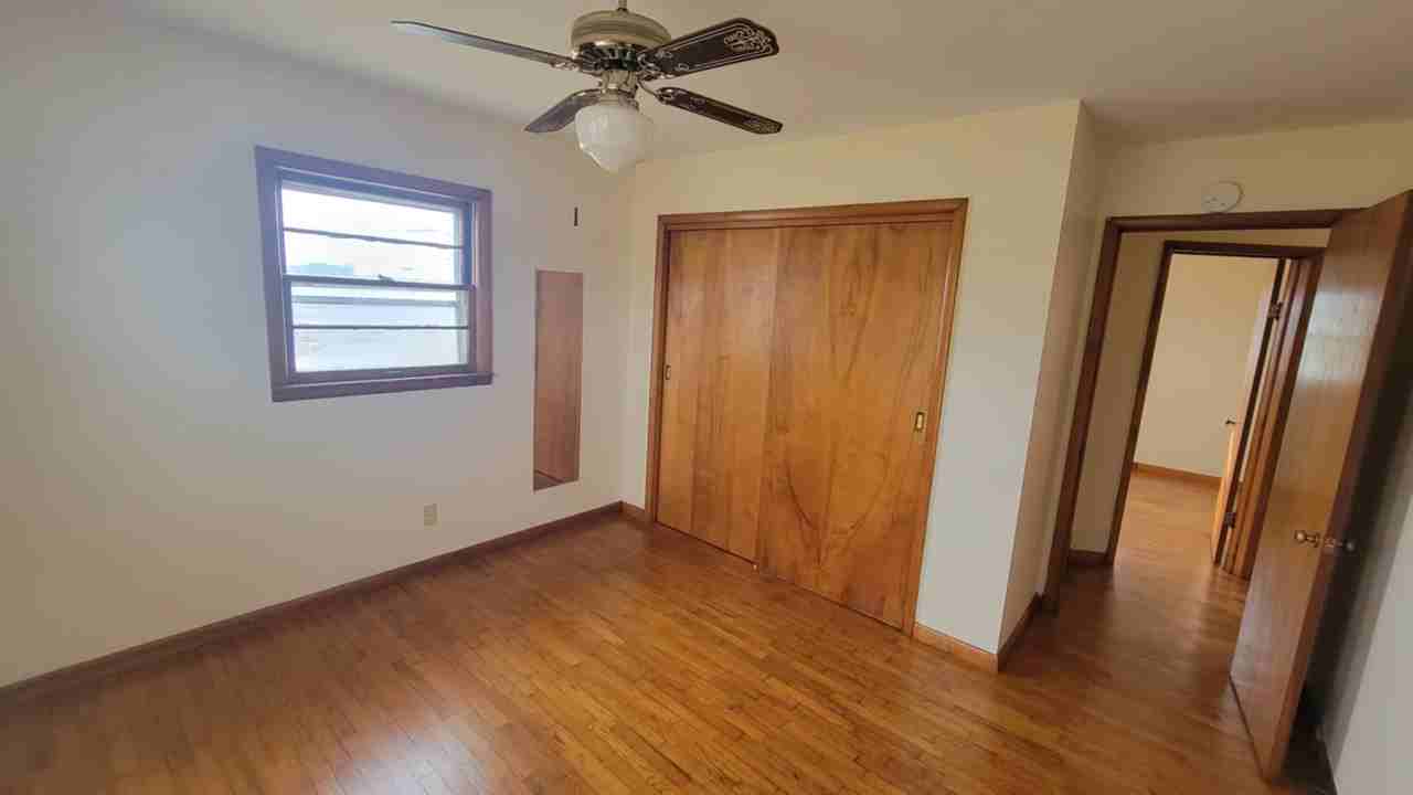 644 South Fremont Road - Photo 2 of 11