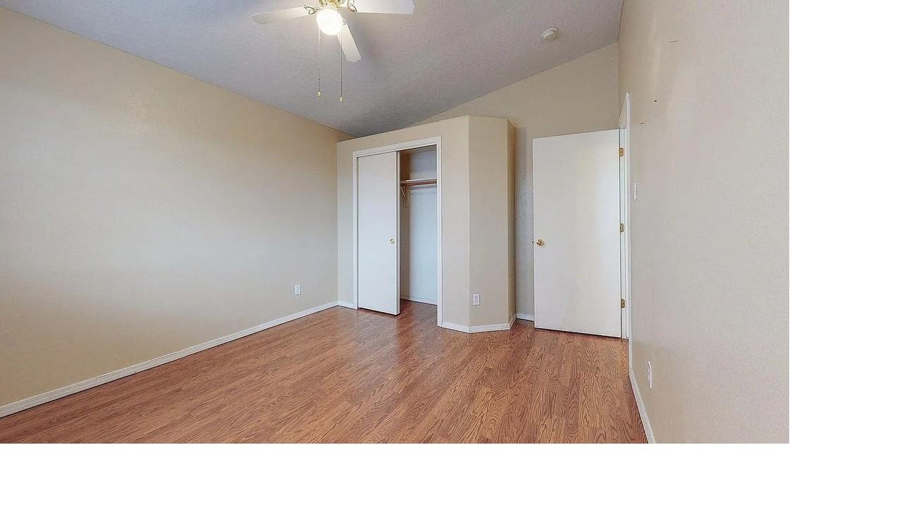 7212 Eagle View Ave Ne #NA - Photo 4 of 37