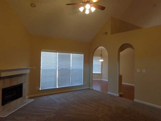 11216 Arlington Trace Dr - Photo 2 of 13