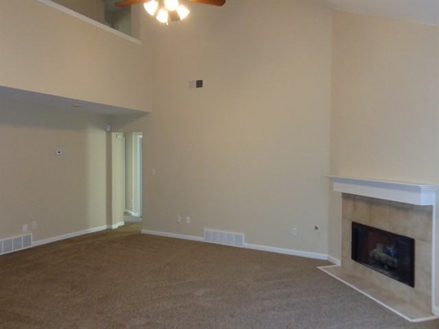 11216 Arlington Trace Dr - Photo 3 of 13