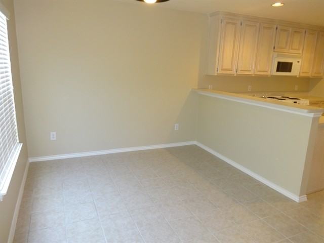 3213 Windy Cape Ln - Photo 3 of 14