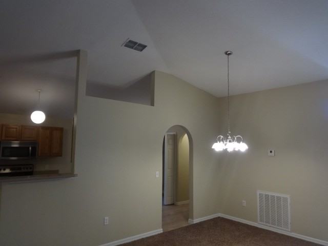 737 Mason Dr - Photo 2 of 13