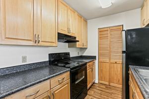 featured image of 701 College Ln