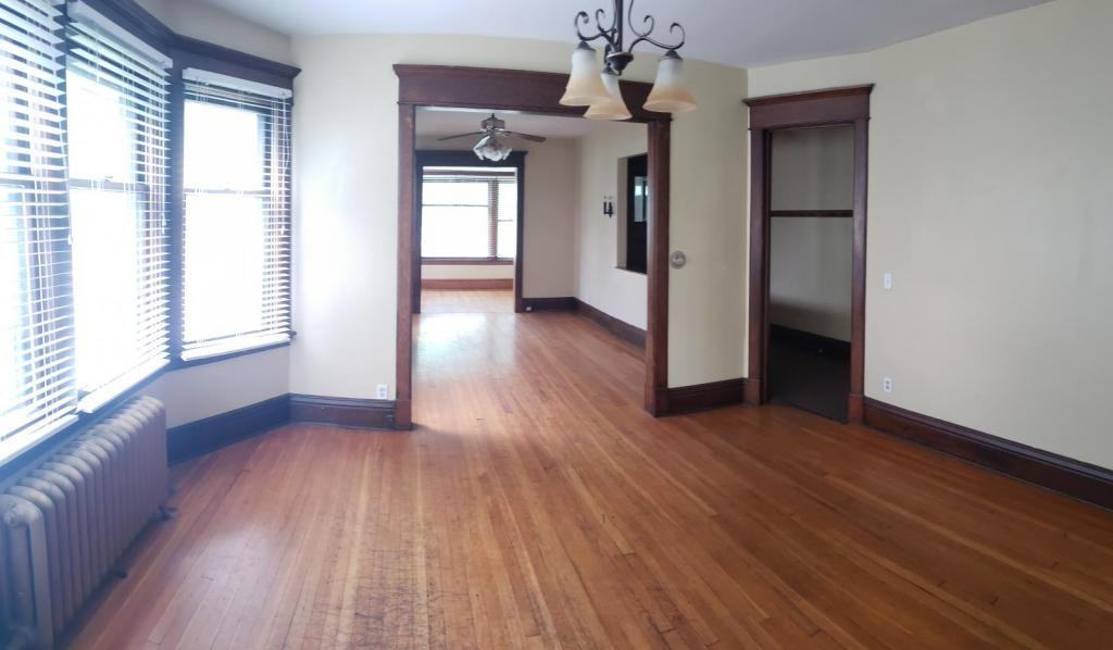 1835 Dayton Ave - Photo 3 of 20