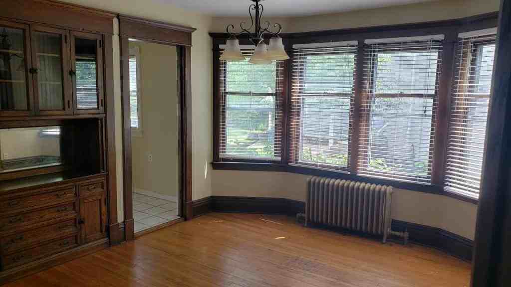 1835 Dayton Ave - Photo 5 of 20