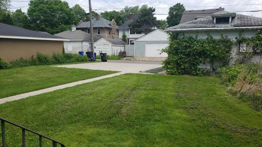 1835 Dayton Ave - Photo 6 of 20