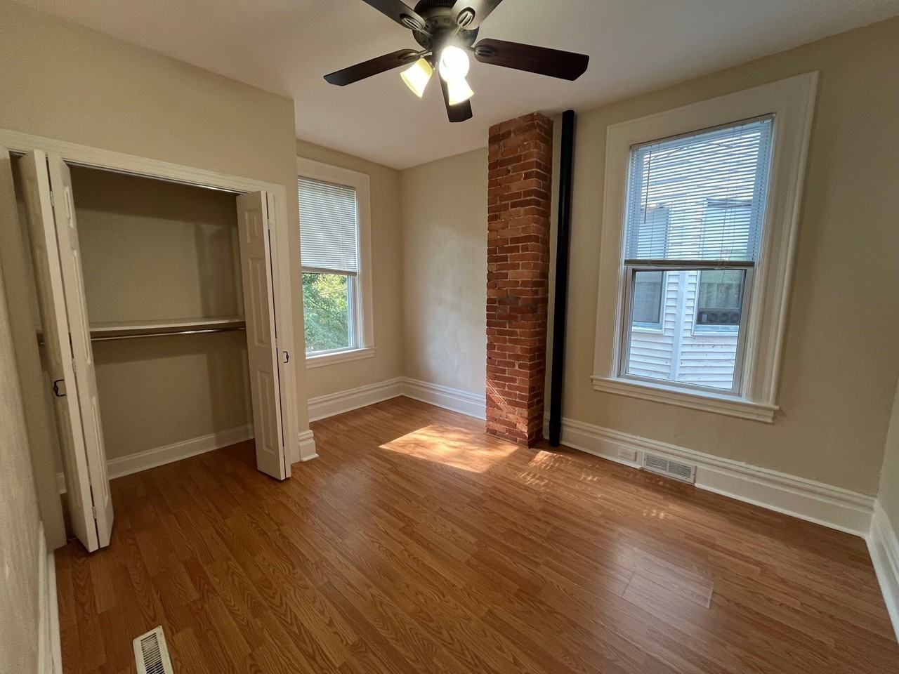 837 Highview St #2 - Photo 2 of 19