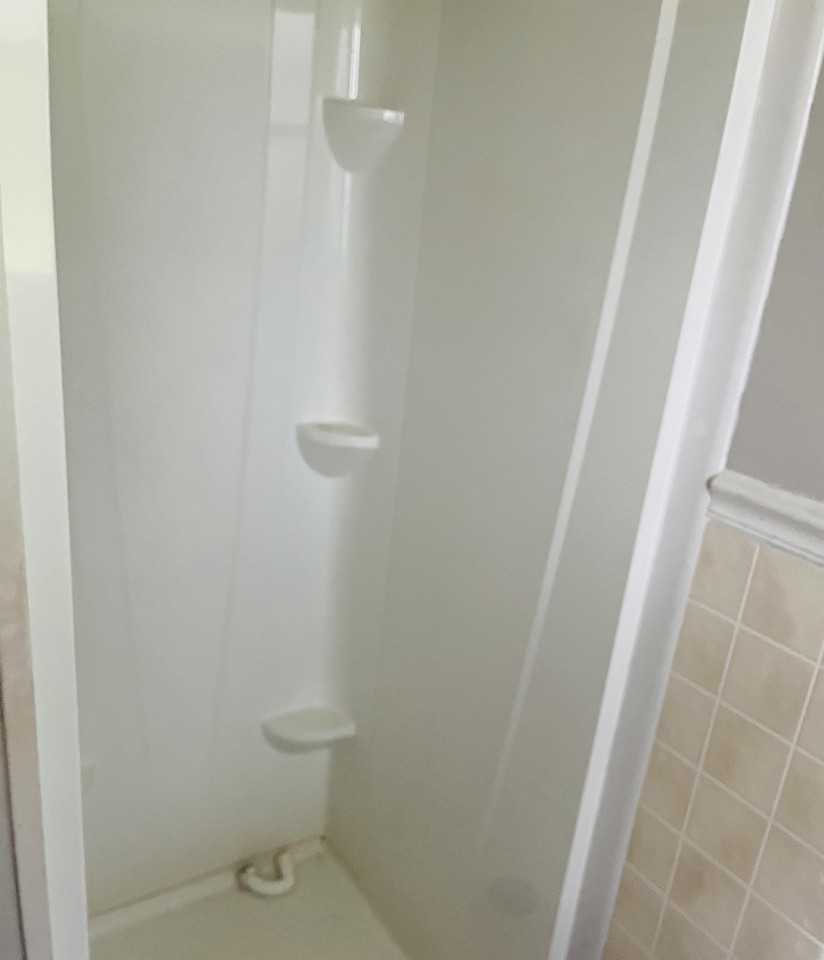 637 Oakland Ave #REAR - Photo 3 of 9