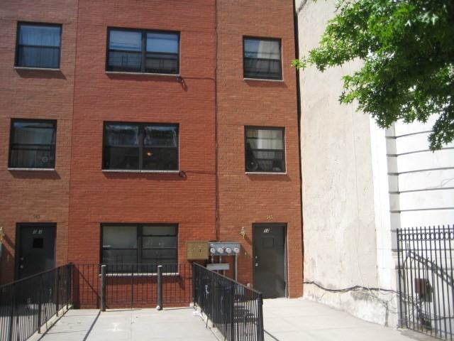 545 Hancock St #2 - Photo 2 of 35